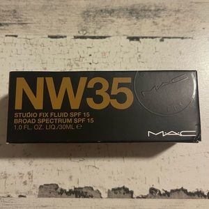 MAC NW35 STUDIO FIX BROAD SPECTRUM FLUID FOUNDATION SPF15 MEDIUM TINT MATTE